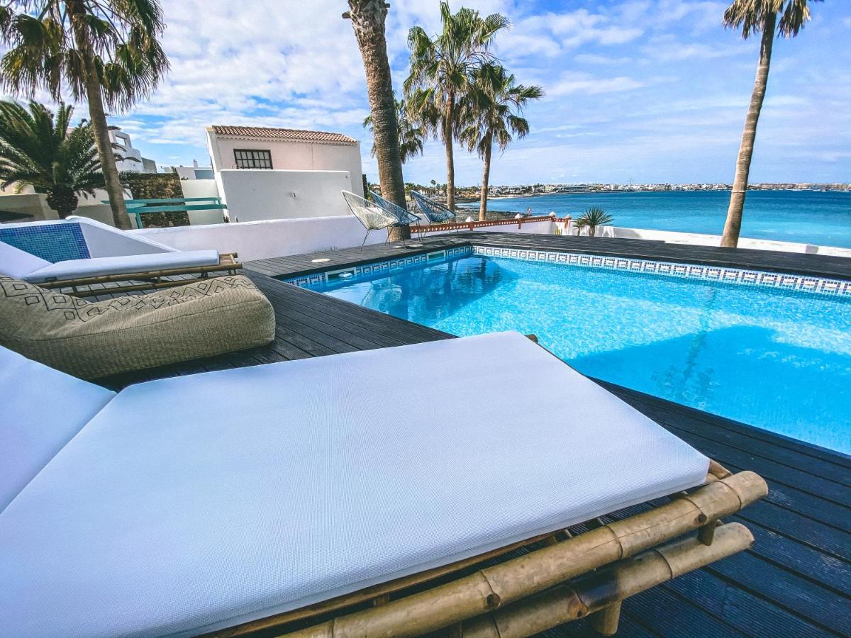 Villa Los Flamencos By Veaco- Beachfront & Pool Corralejo Eksteriør billede