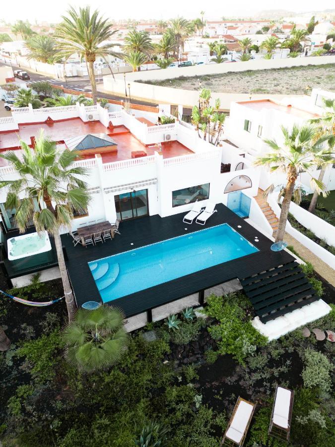 Villa Los Flamencos By Veaco- Beachfront & Pool Corralejo Eksteriør billede